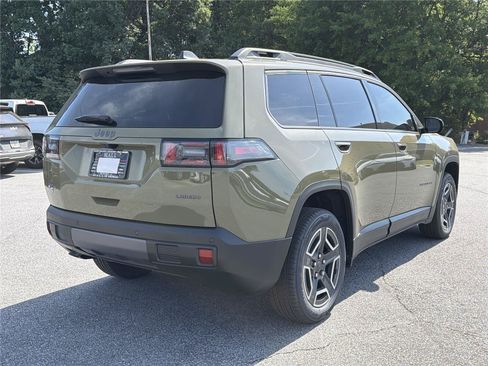 New 2026 Jeep Cherokee Laredo AWD/4WD image 5