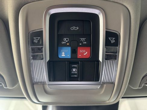 New 2026 RAM 2500 Laramie AWD/4WD image 26