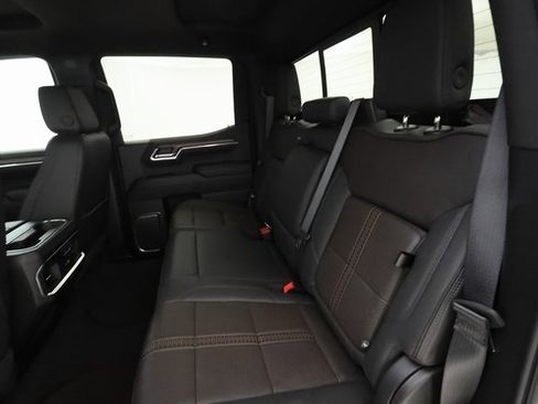 Used 2024 Chevrolet Silverado 1500 High Country w/ Technology Package image 21