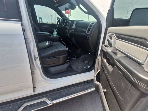 Used 2021 RAM 2500 Big Horn w/ Level 1 Equipment Group AWD/4WD image 11