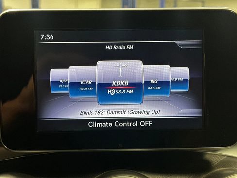 Used 2018 Mercedes-Benz GLC 300 4MATIC Coupe image 35