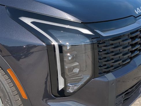 New 2026 Kia Sportage EX image 10