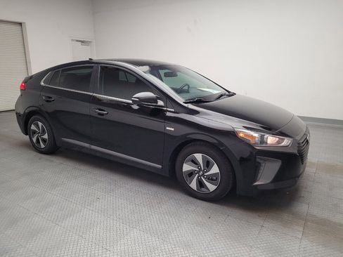 Used 2018 Hyundai Ioniq SEL image 11