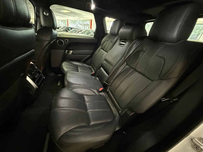 Used 2017 Land Rover Range Rover Sport HSE AWD/4WD image 27