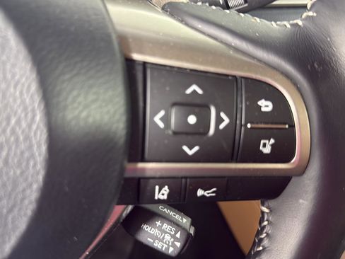 Used 2017 Lexus GS 350 AWD w/ Premium Package image 16