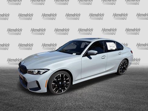 Used 2026 BMW 330i Sedan w/ M Sport Package RWD image 5