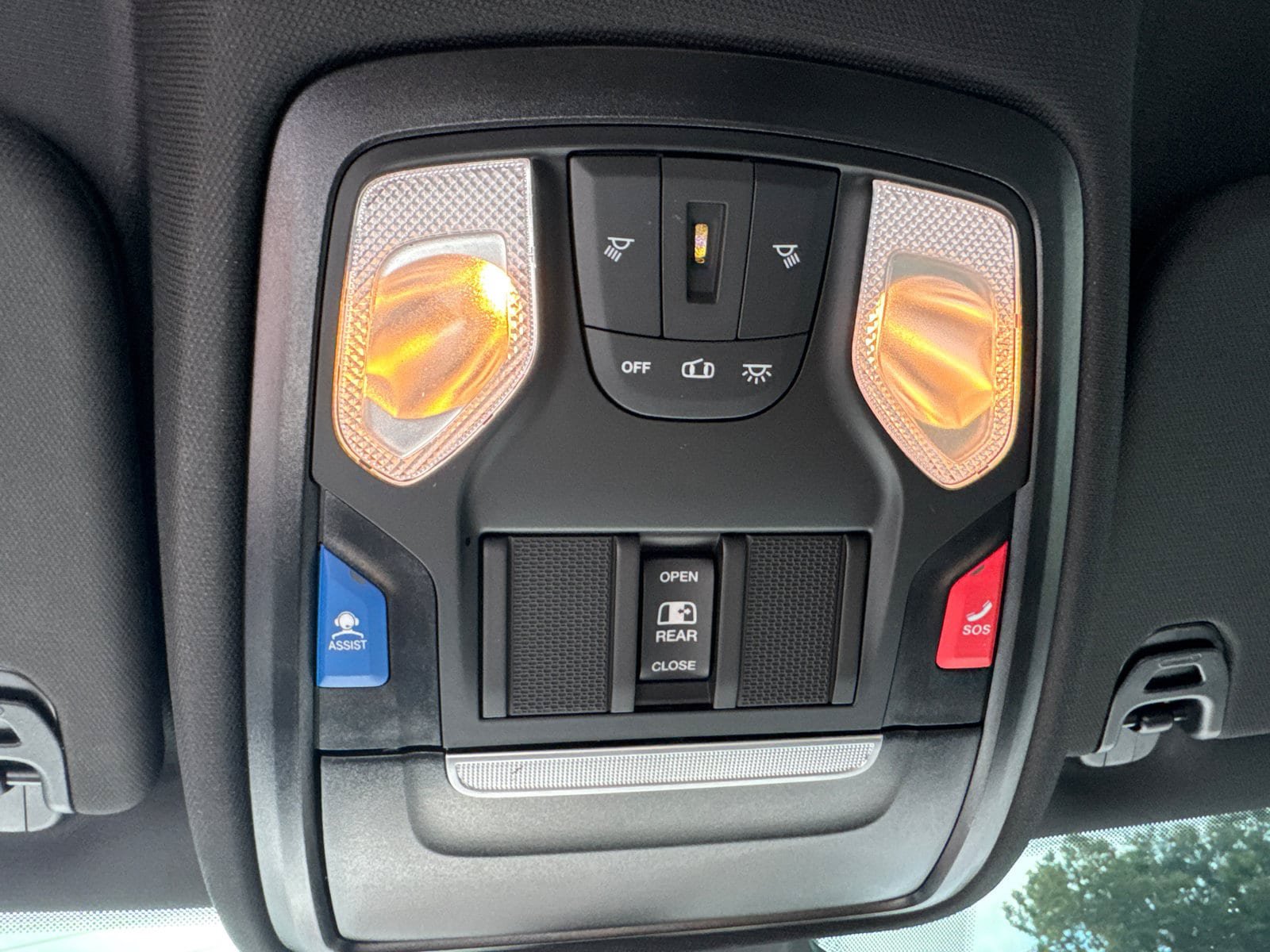 Used 2025 RAM 1500 Big Horn RWD image 26