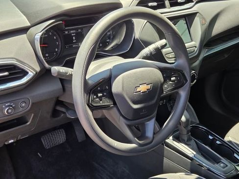 Certified 2023 Chevrolet TrailBlazer LT FWD image 18
