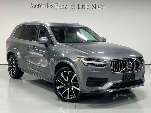 Used 2020 Volvo XC90 T6 Momentum w/ Protection Package image 8