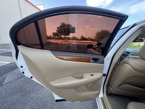 Used 2005 Lexus ES 330 FWD image 21
