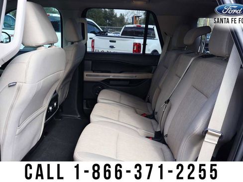 Used 2024 Ford Expedition XLT image 17