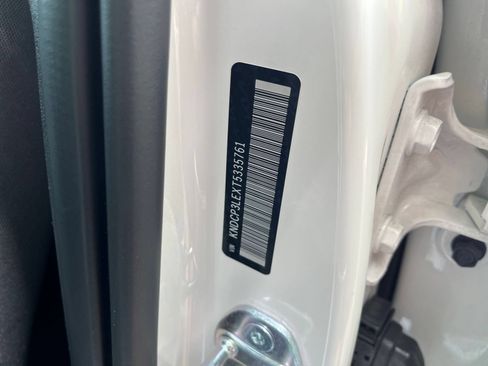 Used 2026 Kia Niro LX FWD image 27