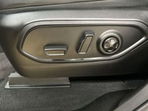 Used 2024 Jeep Grand Cherokee Limited w/ Trailer Tow Package image 15