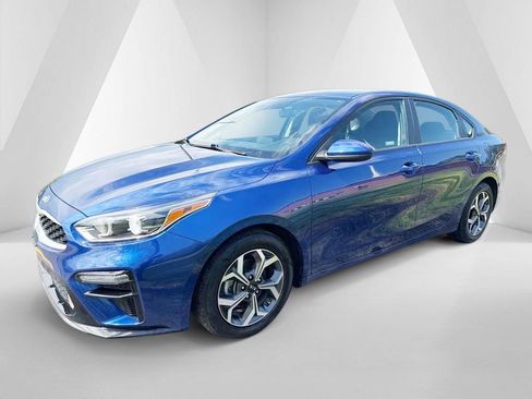 Used 2019 Kia Forte LXS FWD image 3