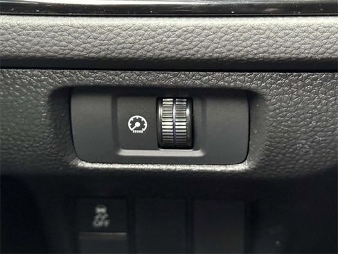 Used 2025 Honda Civic Sport image 17