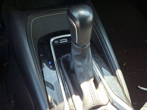 Used 2024 Toyota Corolla SE FWD image 15