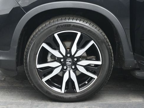 Used 2020 Honda Pilot Touring image 30