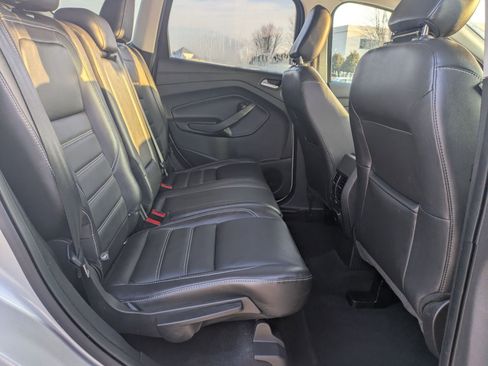 Used 2019 Ford Escape Titanium AWD/4WD image 23