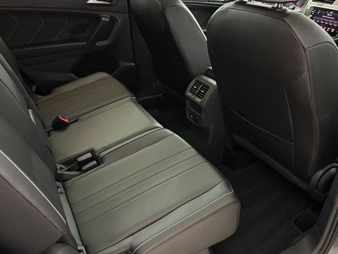 Used 2024 Volkswagen Tiguan SE R-Line FWD image 29