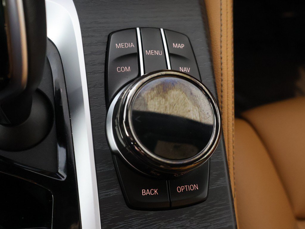 Used 2023 BMW M550i xDrive w/ Executive Package AWD/4WD image 56