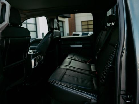 Used 2020 Ford F250 Lariat image 11