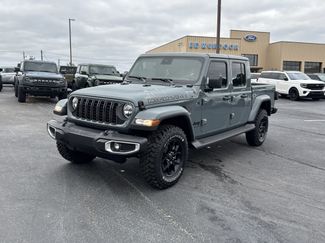 New 2025 Jeep Gladiator High Tide video 2