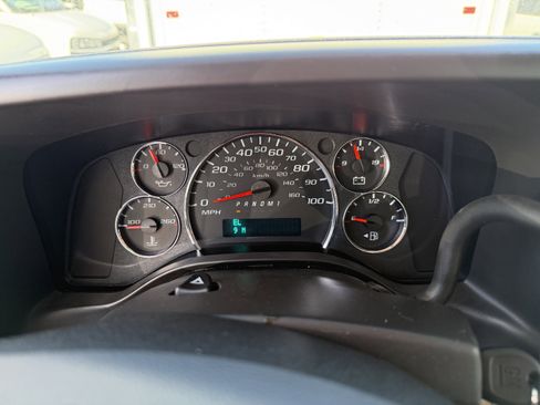 New 2026 Chevrolet Express 3500 w/ Power Convenience Package RWD image 17