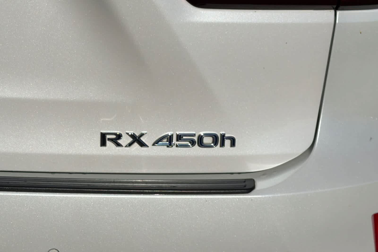 Used 2017 Lexus RX 450h AWD w/ Cold Weather Package image 24