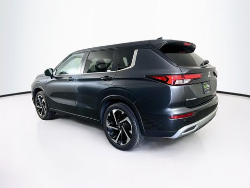 Used 2024 Mitsubishi Outlander SE AWD/4WD image 5