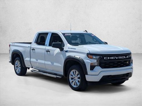 Used 2025 Chevrolet Silverado 1500 Custom AWD/4WD image 3