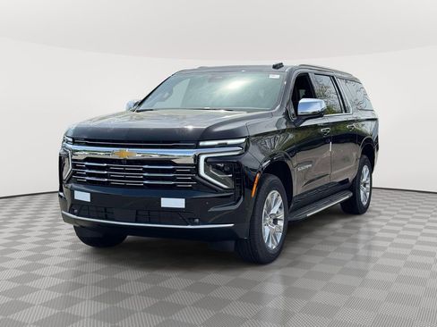 New 2026 Chevrolet Suburban Premier w/ Sun And Tow Package AWD/4WD image 2