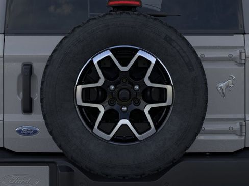 New 2026 Ford Bronco Outer Banks image 24