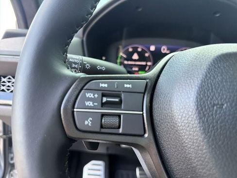 Used 2025 Honda Accord Sport image 23