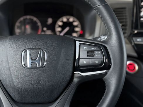 Used 2025 Honda Odyssey EX-L image 26