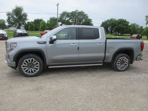 New 2026 GMC Sierra 1500 Denali Ultimate AWD/4WD image 10