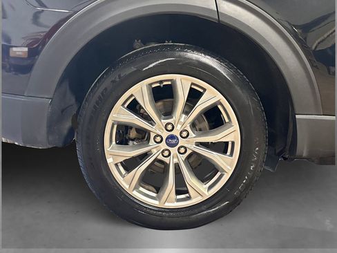 Certified 2023 Ford Explorer Limited AWD/4WD image 11