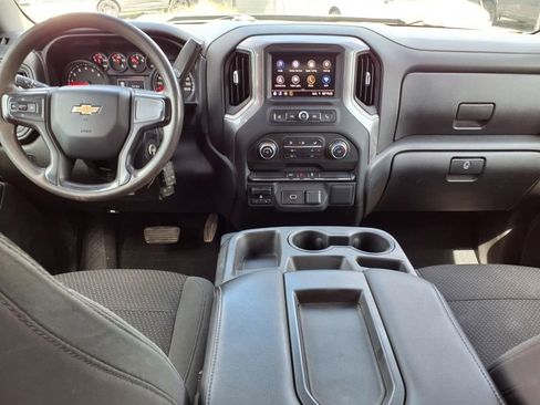 Used 2020 Chevrolet Silverado 2500 Custom w/ Custom Value Package AWD/4WD image 17