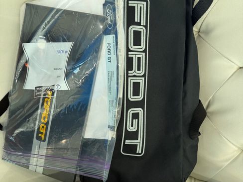 Used 2006 Ford GT image 93