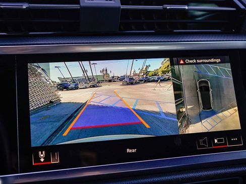 Used 2023 Audi Q3 2.0T Premium Plus w/ Premium Plus Package image 23