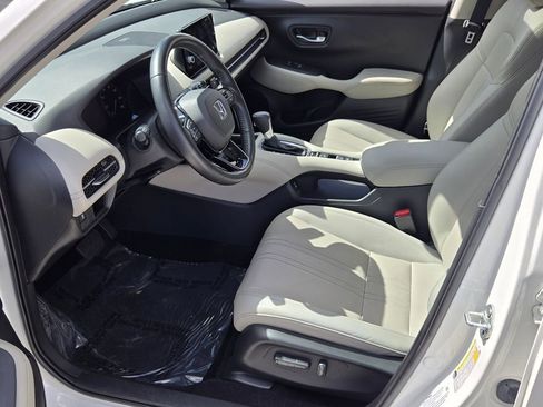 Used 2025 Honda HR-V EX-L image 10