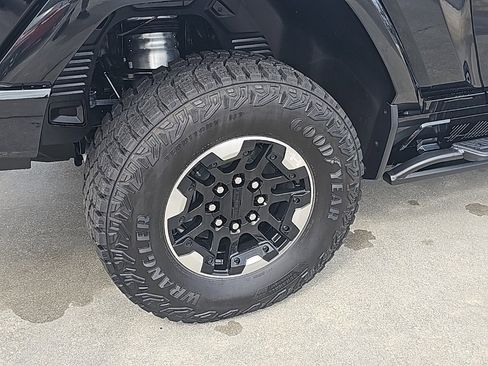 New 2025 GMC Hummer EV 3X w/ Extreme Off-Road Package image 8