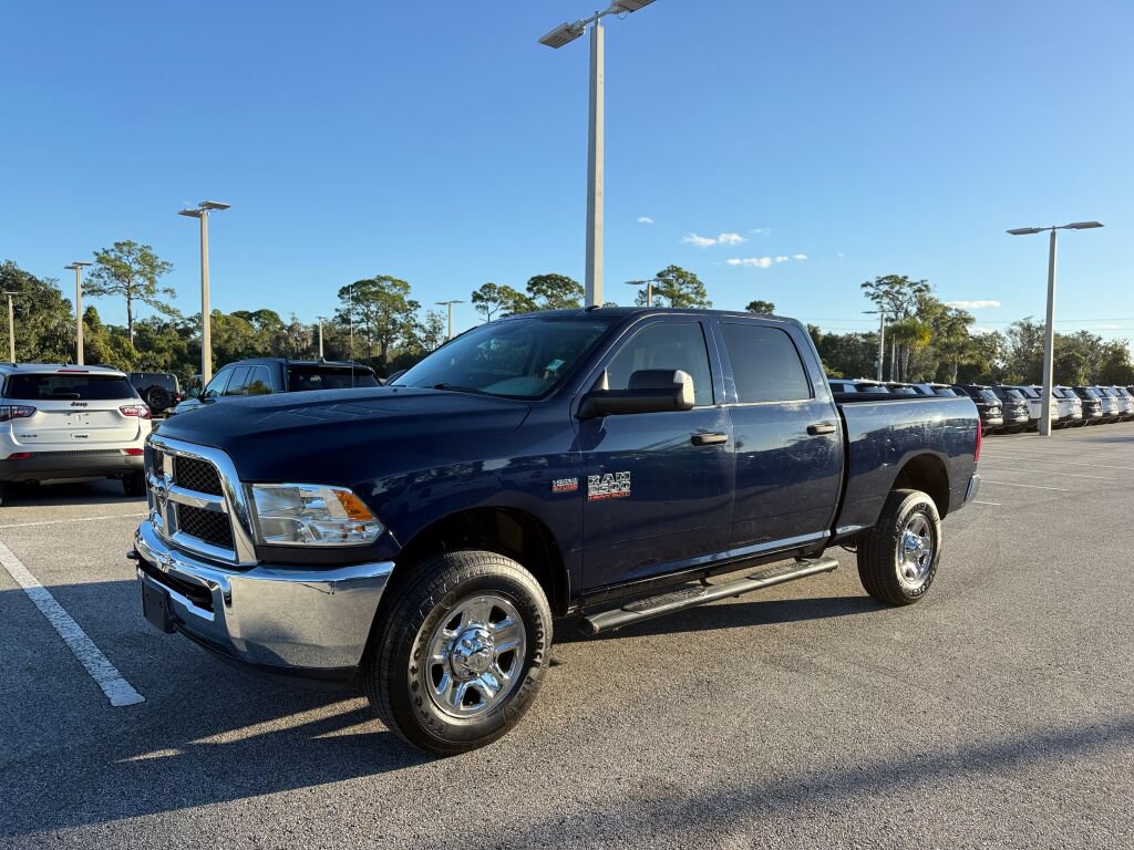Used 2018 RAM 2500 Tradesman w/ Chrome Appearance Group AWD/4WD image 7
