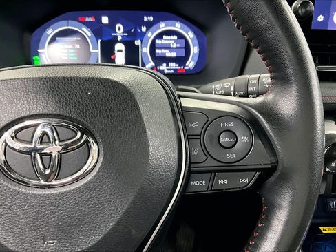 Used 2023 Toyota RAV4 XSE w/ Weather Package AWD/4WD image 24