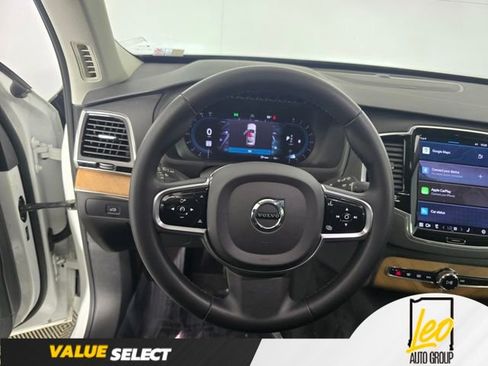 Used 2023 Volvo XC90 B6 Plus w/ Protection Package Premier AWD/4WD image 11