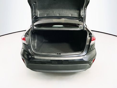 Used 2024 Toyota Corolla LE image 28