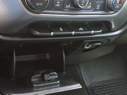 Used 2016 Chevrolet Silverado 1500 LT w/ All Star Edition AWD/4WD image 15