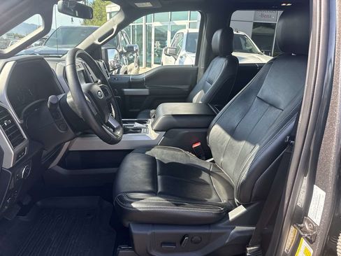 Used 2020 Ford F150 Lariat w/ Equipment Group 502A Luxury AWD/4WD image 13