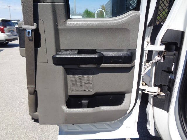 Used 2017 Ford F350 XL w/ Power Equipment Group RWD image 22