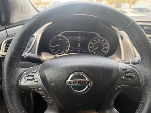 Used 2020 Nissan Murano SL w/ Moonroof Package FWD image 15
