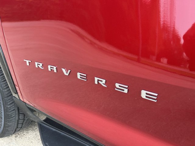 Used 2025 Chevrolet Traverse High Country w/ LPO, Floor Liner Package FWD image 33